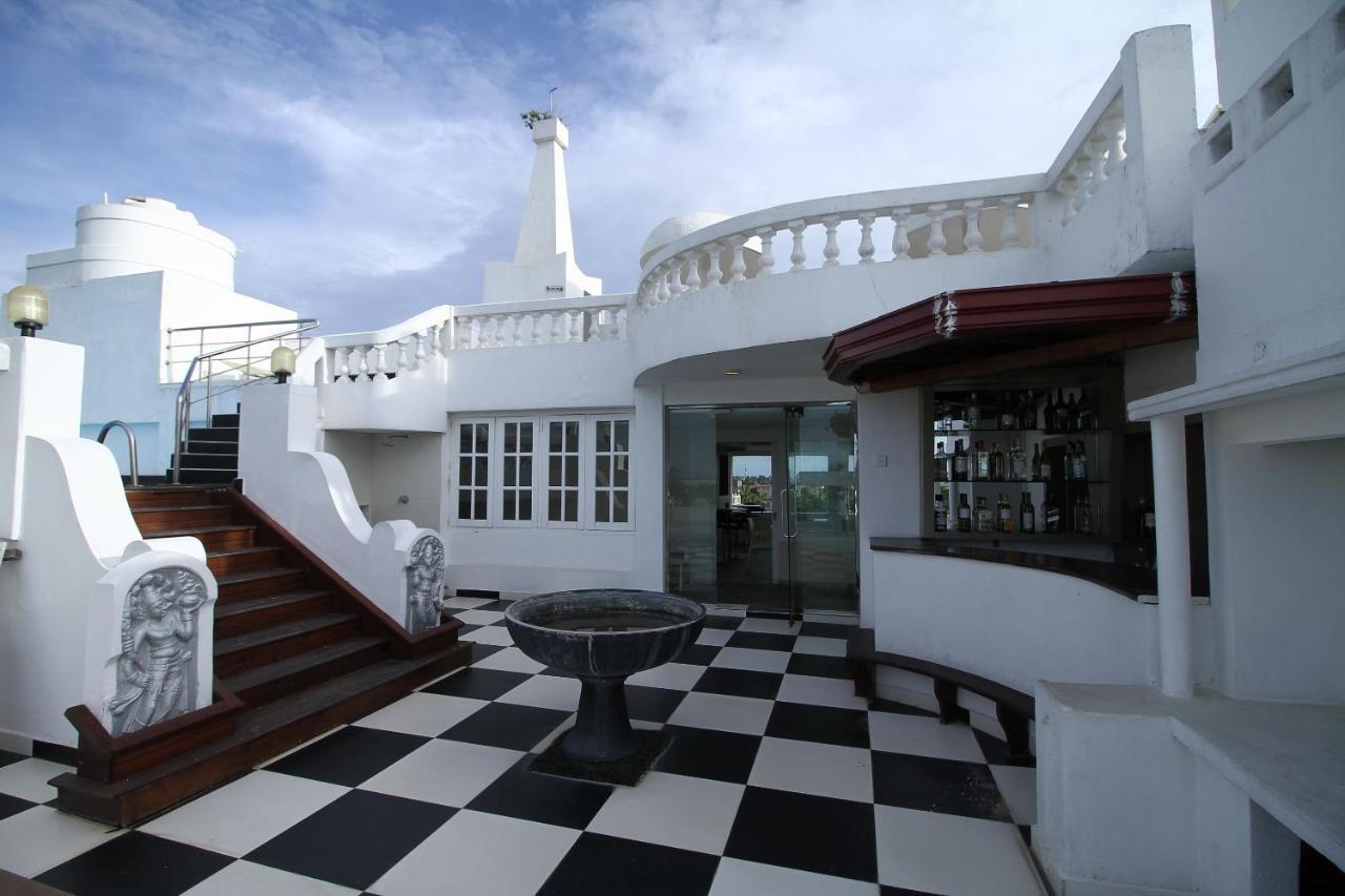 Royal Castle Hotel Negombo Exterior photo